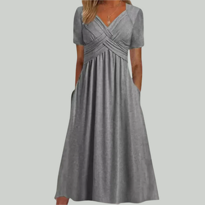 Bertina™ – Elegant and Flattering Dress