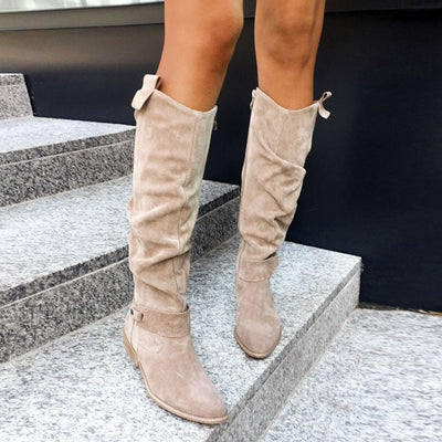 Clara Boots – Winter Serenity