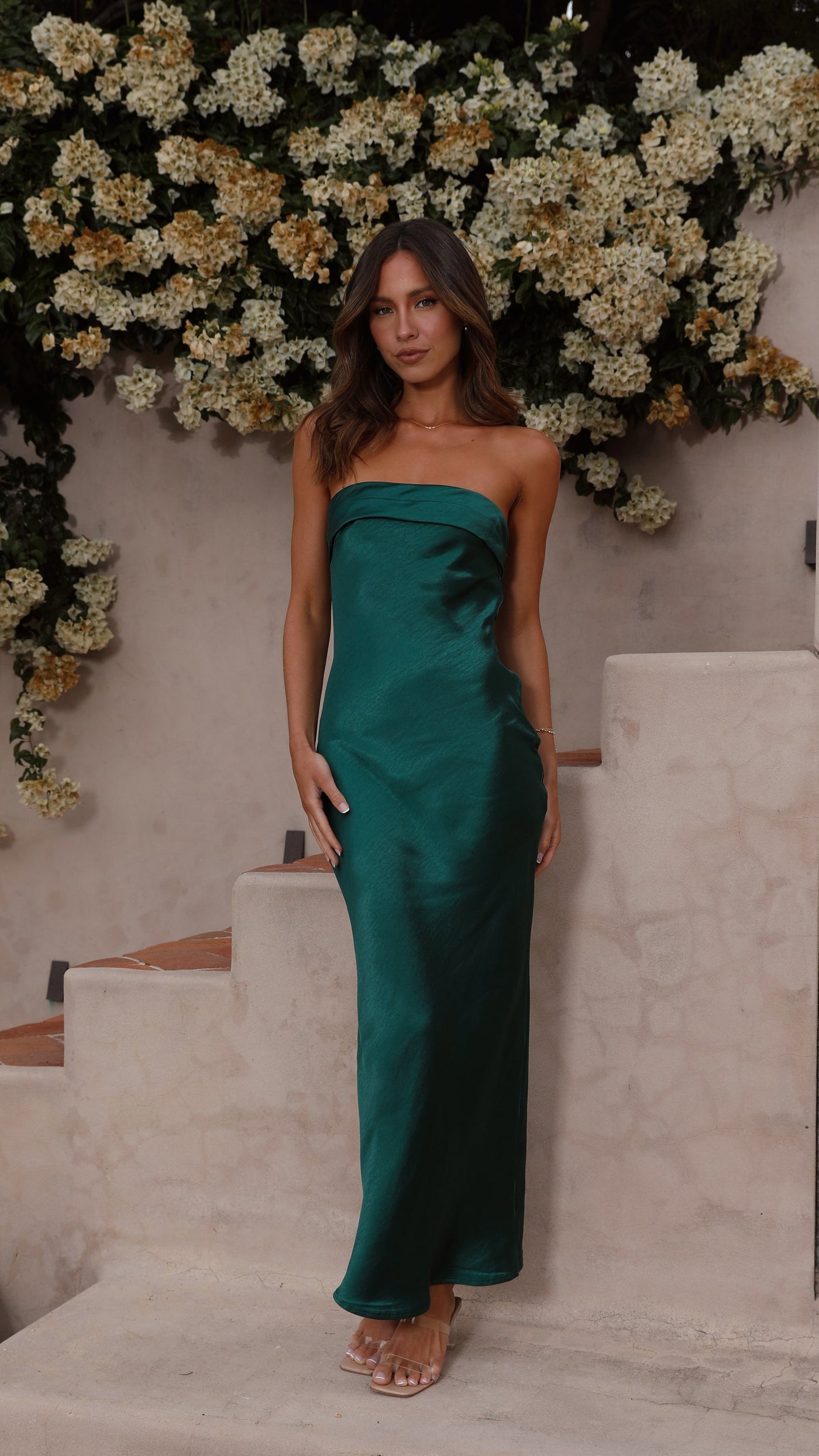 Thesa | Sleeveless Satin Dress