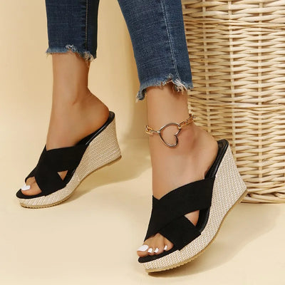 Ismena - Chic Wedge Sandals