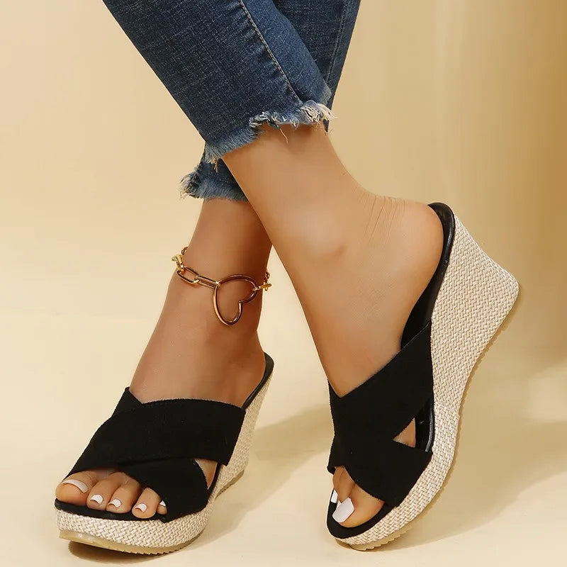 Ismena - Chic Wedge Sandals