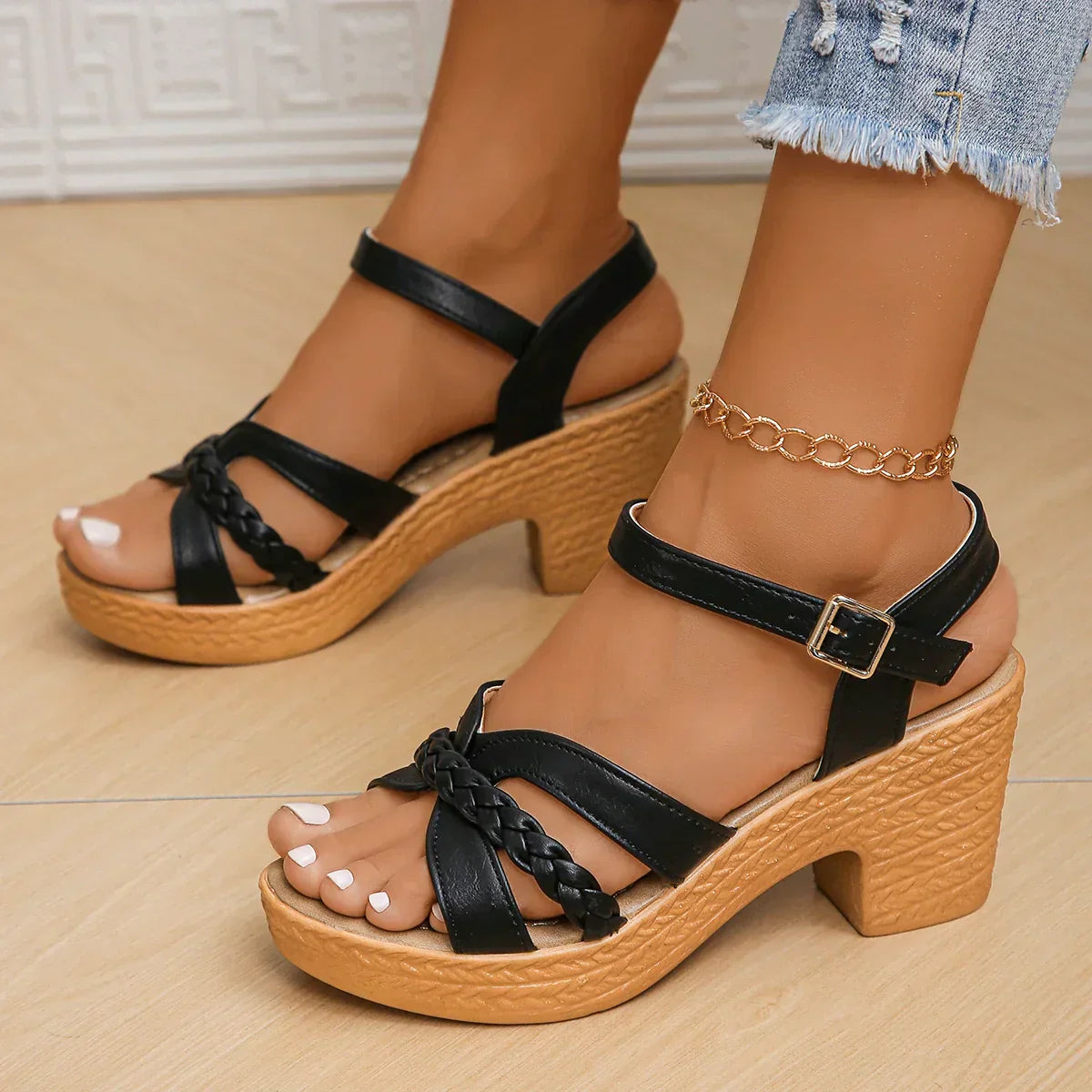 Enara - Comfortable Fashion Sandals