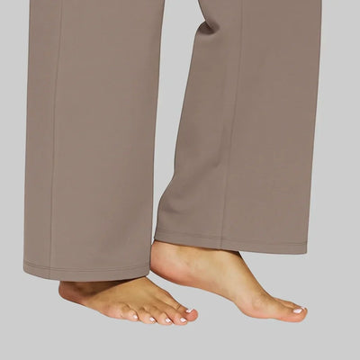 Klara | the comfortable stretch pants for every woman