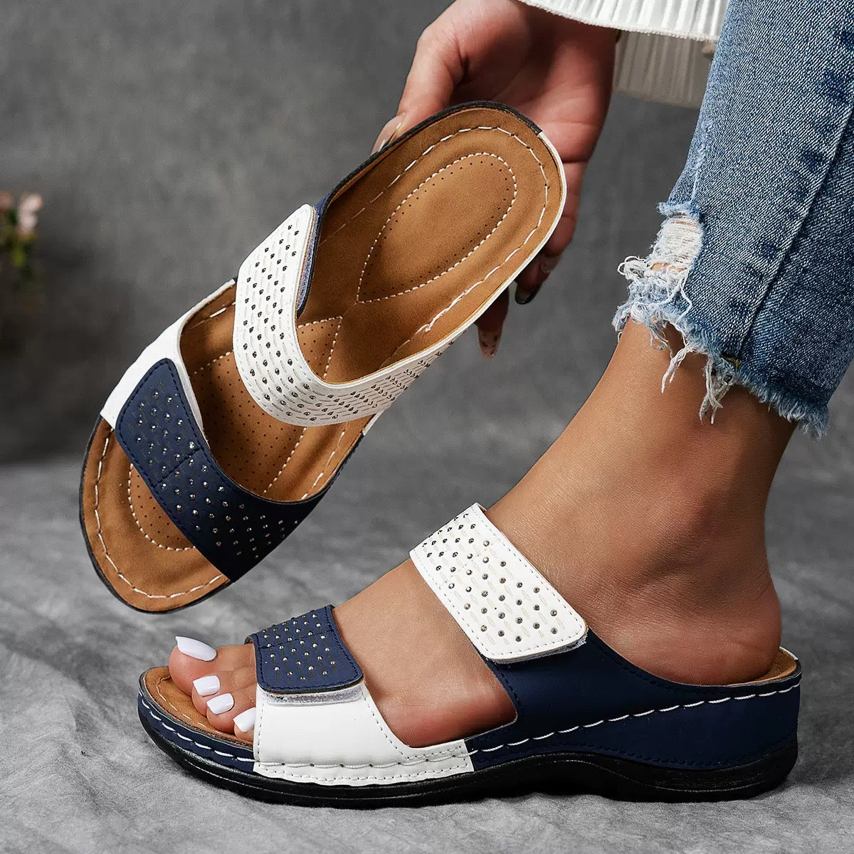 Emily™ – Breathable Orthopedic Slip-On Sandals for Women